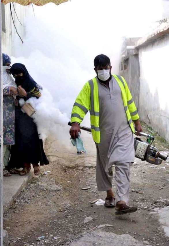 اسلام آباد: جی۔ 7/4 سیکٹر میں ڈینگی وائرس سے بچاؤ کے لئے صحت ..