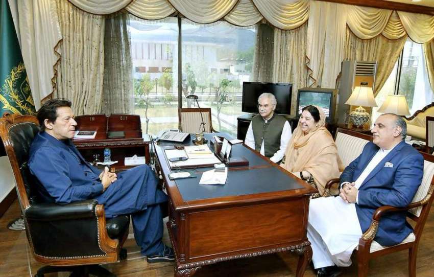 اسلام آباد: وزیر اعظم عمران خان سے معاون خصوصی ہیلتھ ڈاکٹر ..