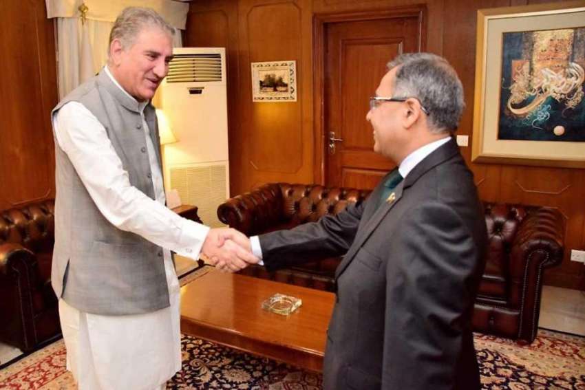 اسلام آباد: وزیر خارجہ شاہ محمود قریشی سے نئے سیکرٹری خارجہ ..