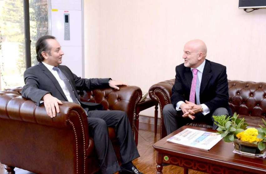 اسلام آباد: چیئرمین سی ڈی اے سے سپین کے سفیر ملاقات کر رہے ..