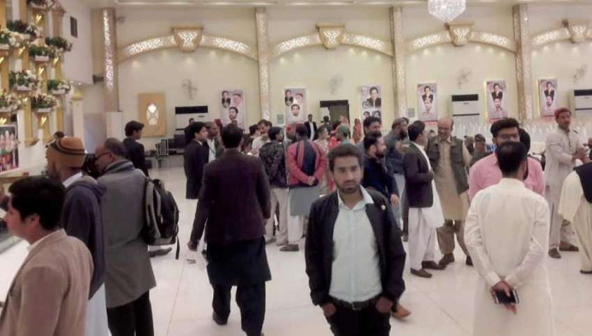حیدر آباد: پاکستان تحریک انصاف حیدر آباد ورکز کنونش میں ..