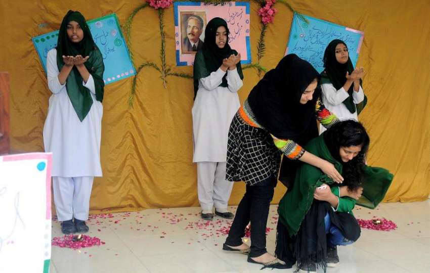 راولپنڈی: گورنمنٹ ڈگری کالج ڈھوک رتہ میں اقبال ڈے کی مناسبت ..