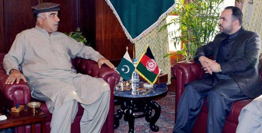 پشاور: گورنر خیبر پختونخوا شاہ فرمان سے افغانستان کے سفیر ..
