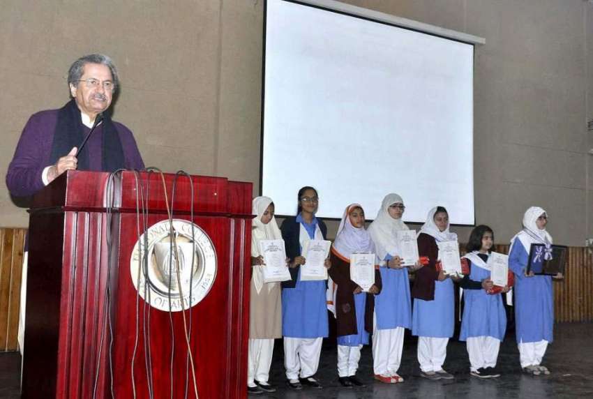 اسلام آباد: وفاقی وزیر تعلیم شفقت محمود نیشنل کالج آف آرٹس ..