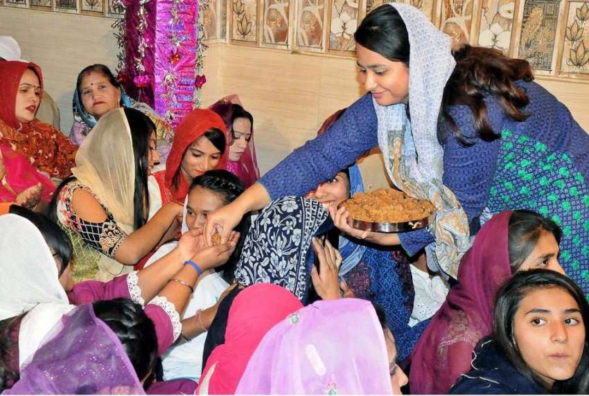 راولپنڈی: کرشنا مندر میں ہندو برادری کے مذہبی تحوار، ہولی ..