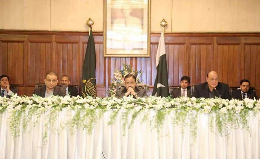 لاہور: وزیر اعلیٰ پنجاب عثمان بزدار پارلیمانی پارٹی کے اجلاس ..