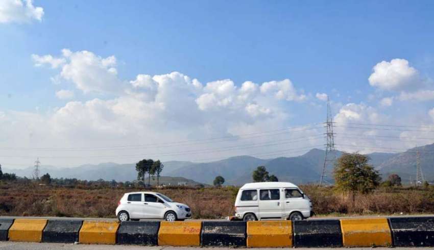 اسلام آباد: وفاقی در الحکومت میں آسمان پر بادل چھائے ہوئے ..