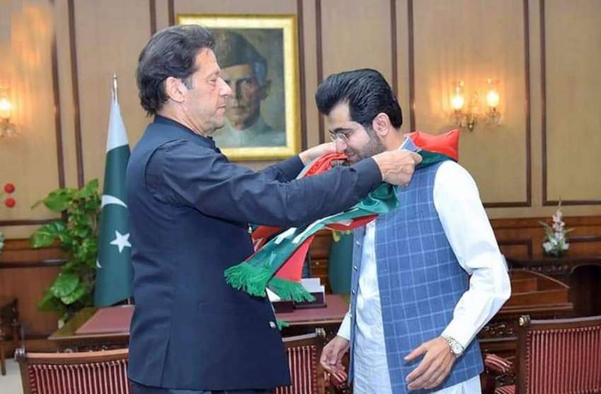 اسلام آباد: وزیراعظم عمران خان مردان سے تعلق رکھنے والے ..