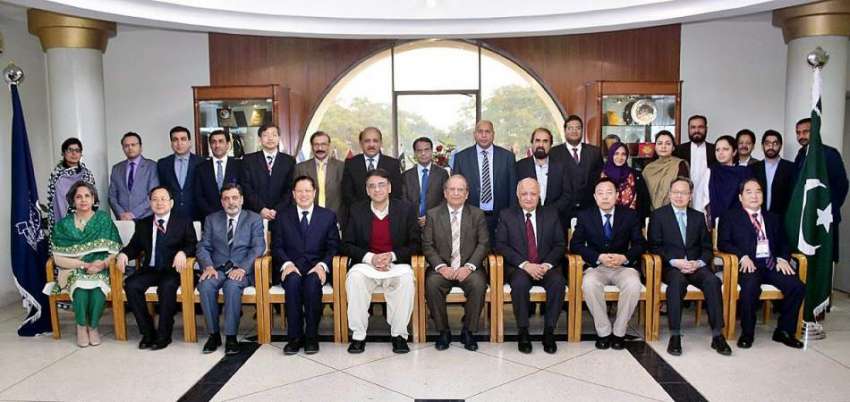 اسلام آباد: وفاقی وزیر خزانہ اسد عمر کا پاک چائنہ پبلک آڈٹ ..