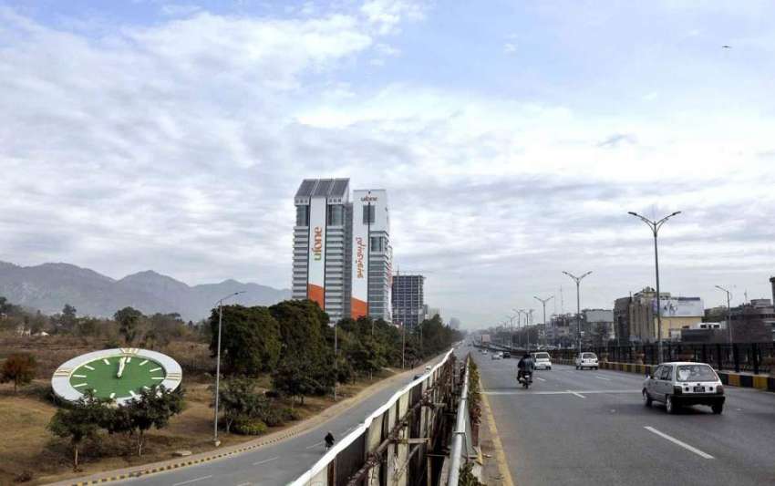 اسلام آباد: وفاقی دارالحکومت میں آسمان پر چھائے بادل دلکش ..