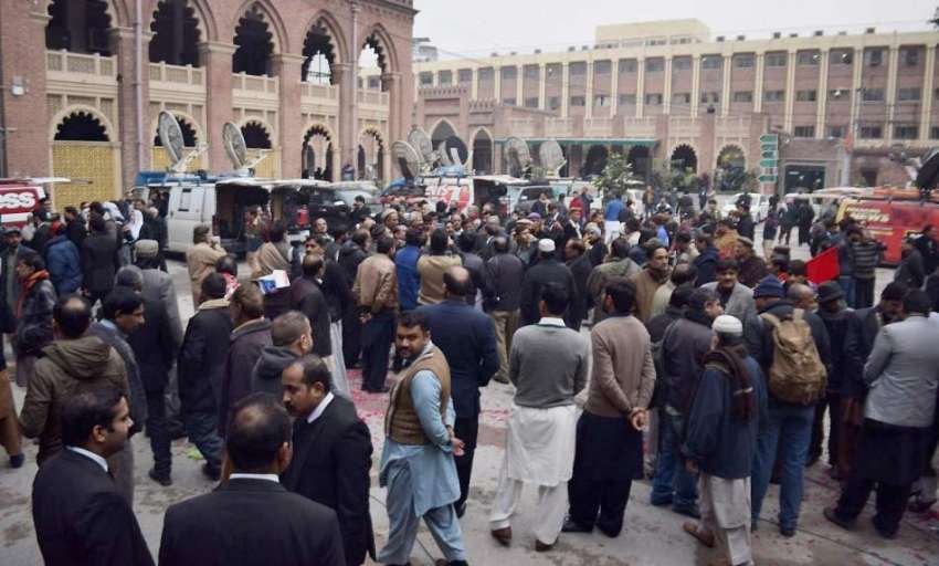 لاہور: پیپلز پارٹی کے بانی ذوالفقار علی بھٹی کی ساگرہ کے ..