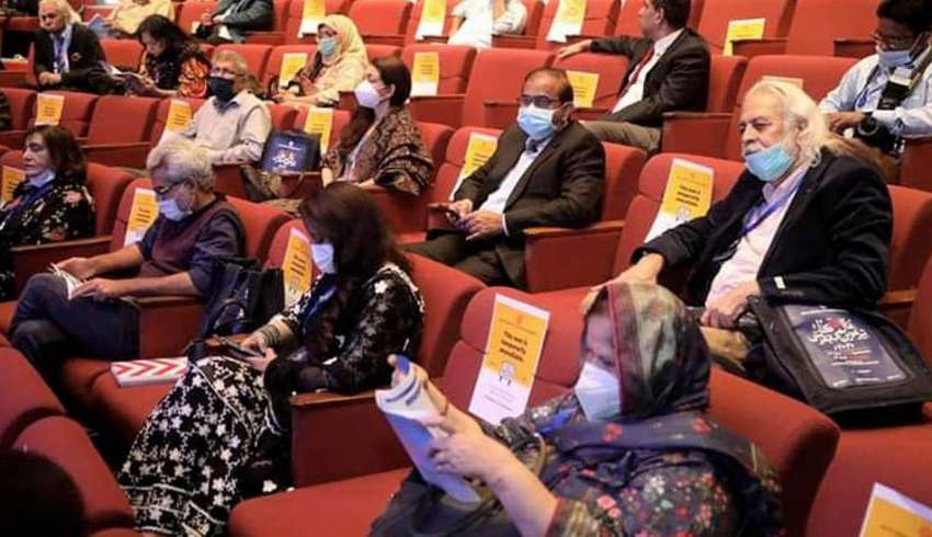 کراچی، آرٹس کونسل میں 13 ویں عالمی اُردو کانفرنس کے موقع ..