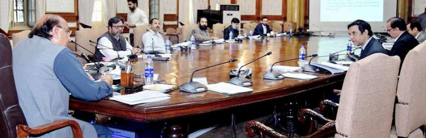 لاہور : صوبائی وزیرقانون راجہ بشارت سول سیکرٹریٹ میں کابینہ ..