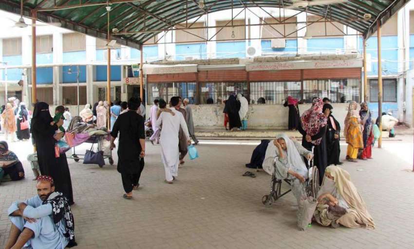 کراچی : لاک ڈاون کے باعث سول ہسپتال کی او پی ڈی کھلی ہے کورونا ..