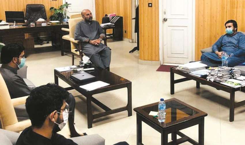 پشاور، وزیر صحت خیبرپختونخوا تیمور جھگڑا سے صوبائی ڈاکٹرز ..