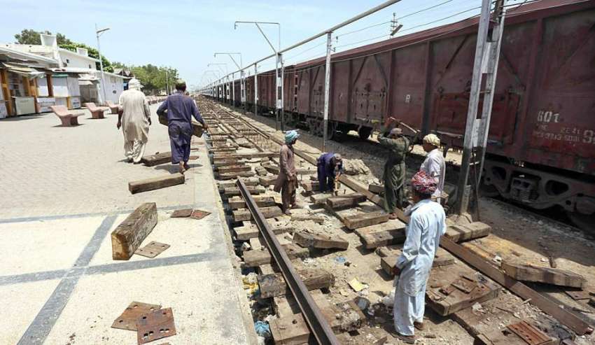 حیدرآباد: کوواڈ 19 کے وباء کے باعث ریلوے سروس معطل ہونے کے ..