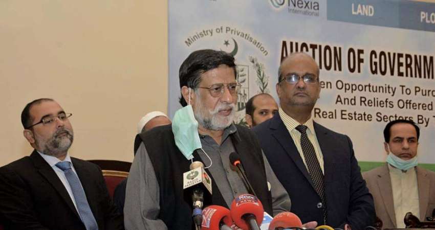 لاہور: وفاقی وزیر نجکاری محمد میاں سومر تقریب سے خطاب کررہے ..