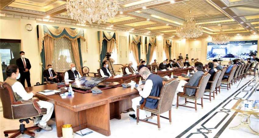اسلام آباد: وزیراعظم عمران خان قومی رابطہ کمیٹی کے اجلاس ..