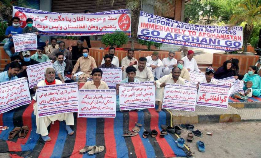 کراچی: کمشنرافتخار شالوانی معروف فلاحی تنظیموں کے اجلاس ..