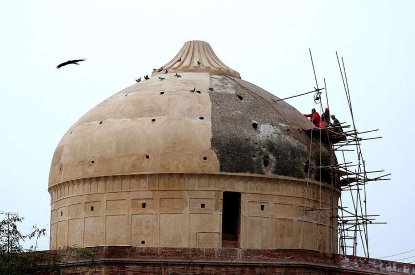 لاہور:مزدور مغلپورہ میں تاریخی قلعہ بہادر خان کی مرمت اور ..