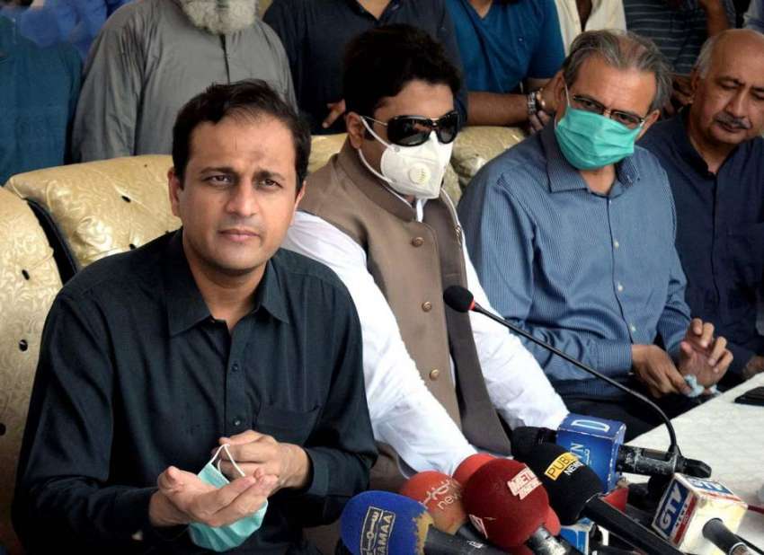 کراچی: سندھ حکومت کے ترجمان مشیر قانون ، ماحولیات وساحلی ..