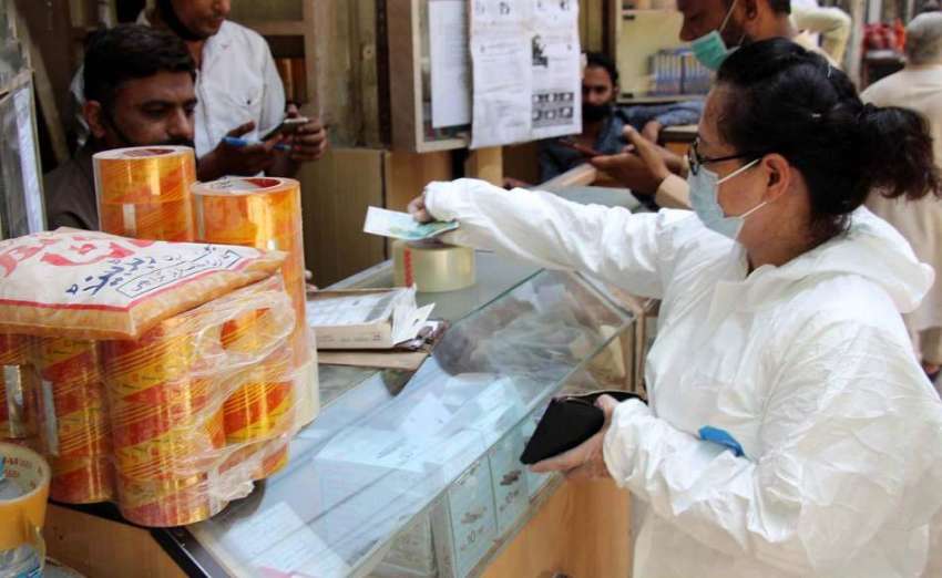 کراچی : کھوڑی گارڈن کے علاقے میں چینی خاتون کور ونا وائرس ..