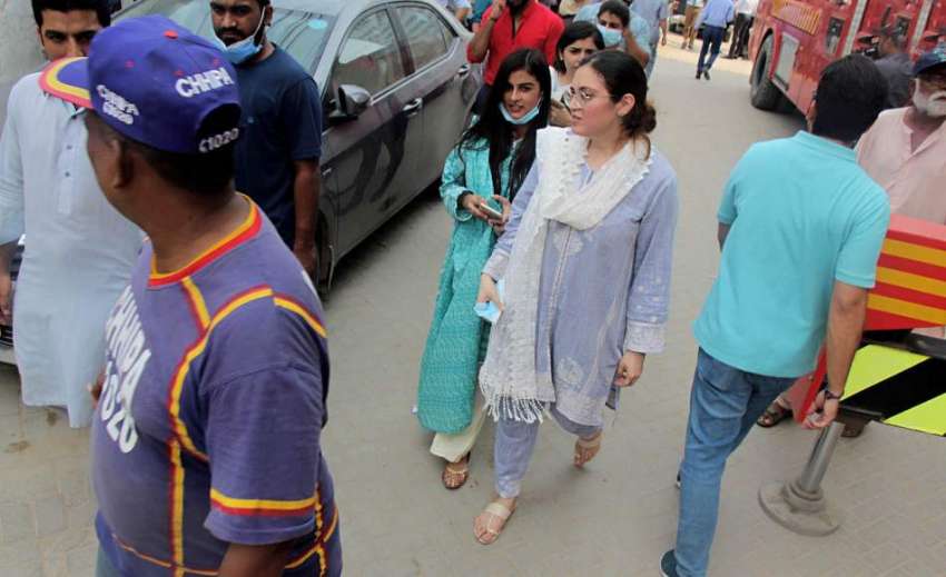 کراچی : شاہراہ فیصل پرالتجارا سینٹر کے دسویں فلور پر لگنے ..