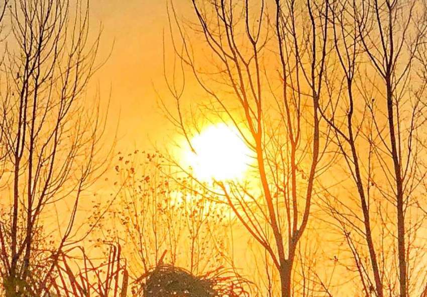 اسلام آباد: وفاقی دارالحکومت کے آسمانوں پر طلوع آفتاب کا ..