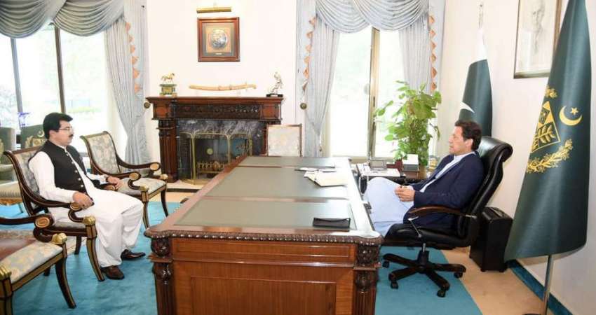 اسلام آباد:چیئرمین سینیٹ مسٹر محمد صادق سنجرانی نے وزیر ..
