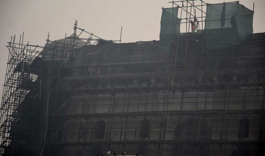 لاہور، تاریخی شاہی قلعہ کی تزئین و آرائش کا کام جاری ہے۔