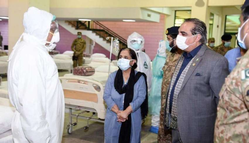 کراچی، گورنر سندھ عمران اسماعیل کو ایکسپو سینٹر میں 1200 بستروں ..