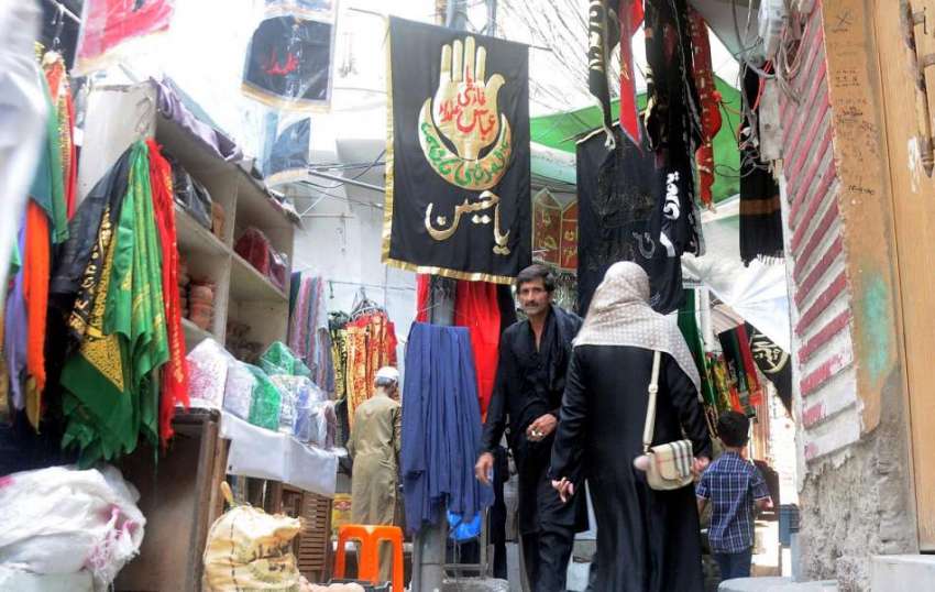 راولپنڈی: دکاندار نے محرم الحرام کے حوالے سے  تعزیے فروخت ..