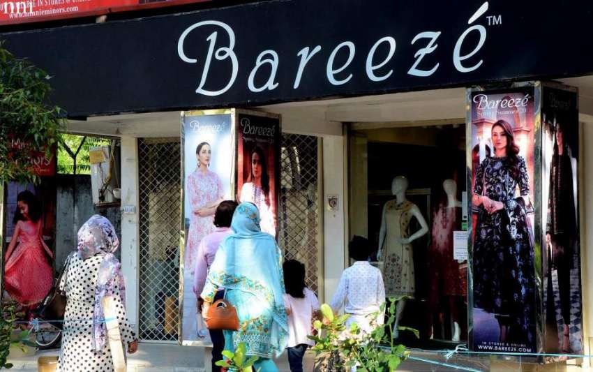 اسلام آباد: سپریم کورٹ کے شاپنگ مال کھولنے کے احکامات کے ..
