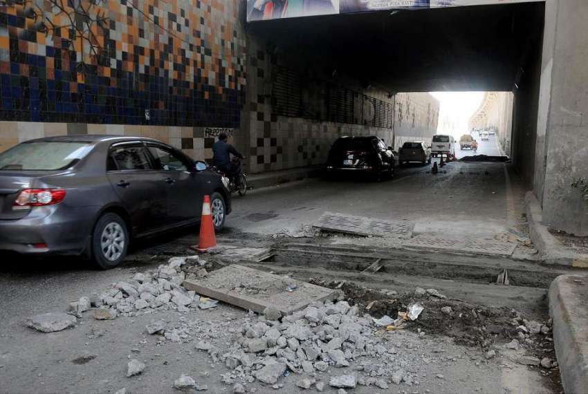راولپنڈی: کمیٹی چوک انڈر پاس مرمت کا کام جاری ہے۔