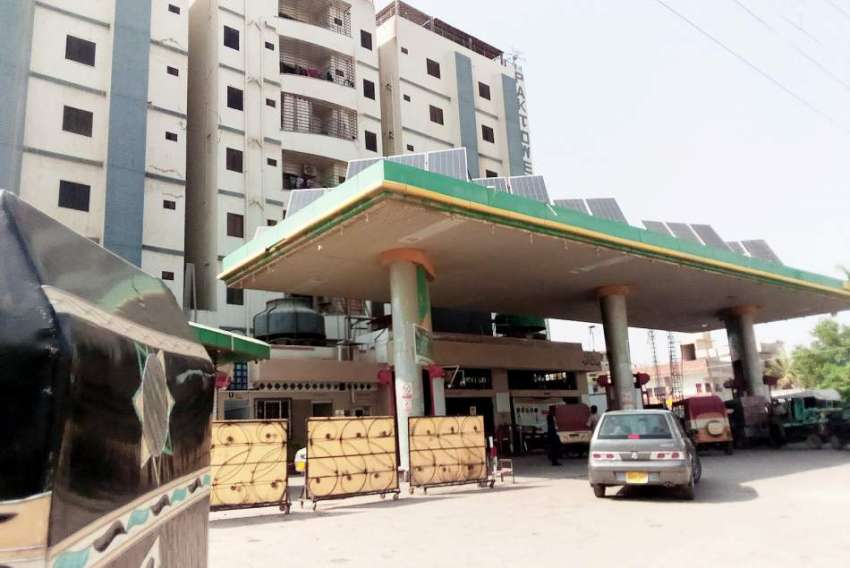 حیدر آباد : پیٹرول کی قیمتوں میں کمی کے بعد حیدرآباد کے بیشتر ..