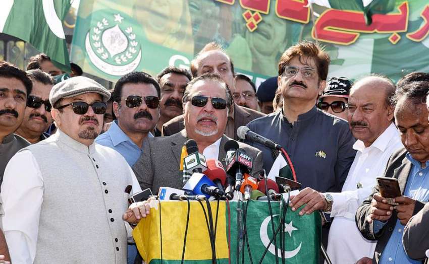 کراچی: گورنر سندھ عمران اسماعیل وزیر اعلیٰ سندھ سید مراد ..