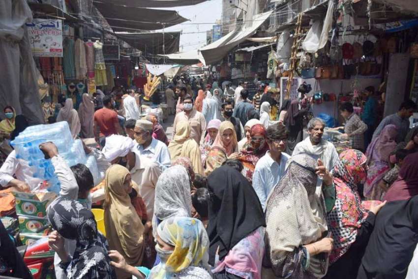 لاہور : لاک ڈاون میں نرمی کے بعد کاروبار کھلنے پر باغبانپورہ ..
