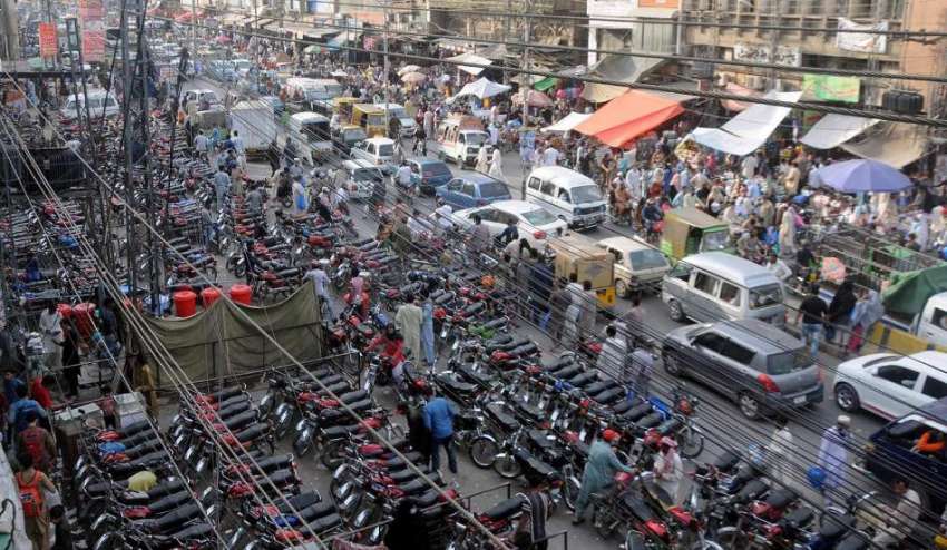 راولپنڈی، ایس او پیز کی خلاف ورزی کرتے ہوئے باڑہ مارکیٹ ..