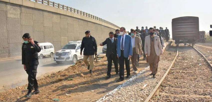 کراچی، وفاقی وزیر ریلوے اعظم خان سواتی گلبائی کے سی آر ٹریک ..