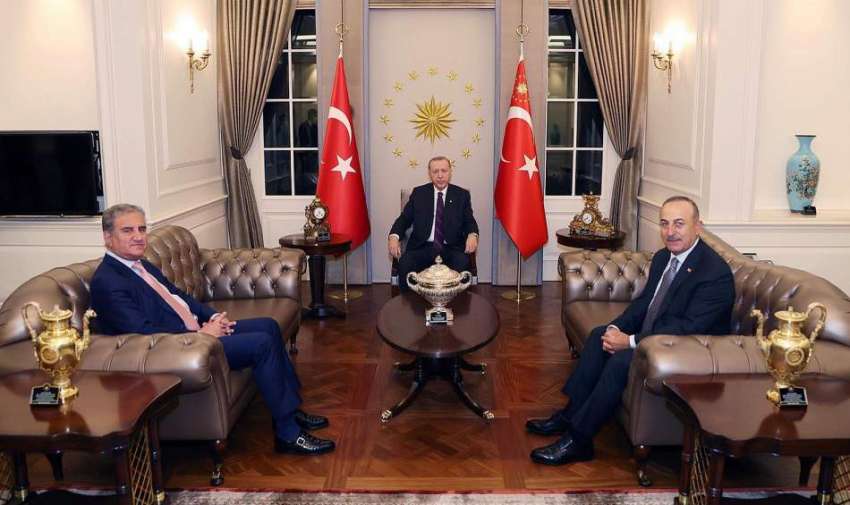 انقرہ، ترک صدر رجب طیب اردگان سے وزیر خارجہ شاہ محمود قریشی ..
