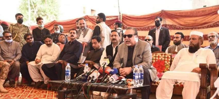 کراچی، گورنر سندھ عمران اسماعیل لانڈھی شیر پاؤ کالونی کے ..