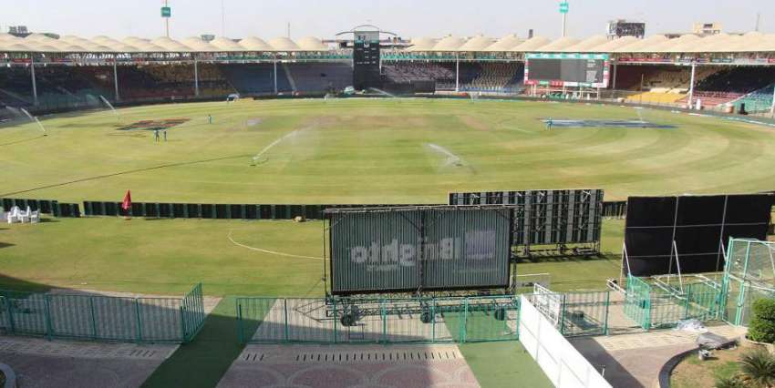 کراچی، کھلاڑیوں میں کورونا کیسز کے اضافے کے بعد سپر لیگ ..