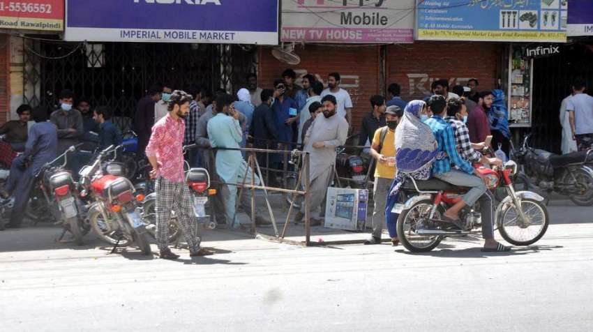راولپنڈی، سمارٹ لاک ڈاؤن کے باعث مقامی موبائل مارکیٹ بند ..