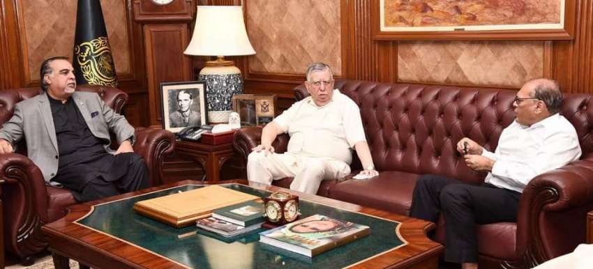 کراچی، گورنر سندھ عمران اسماعیل سے وزیر خزانہ شوکت ترین ..