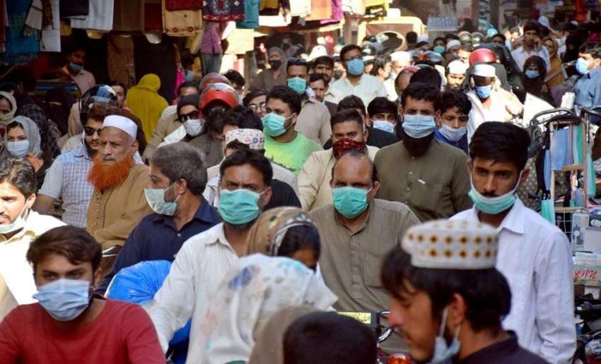 لاہور، کورونا وباء کی تیسری لہر میں شدت کے باوجود دہلی دروازہ ..