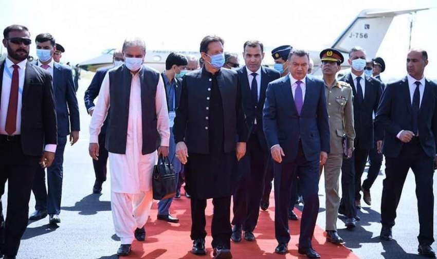 دوشنبے، وزیراعظم عمران خان تاجکستان پہنچنے پر تاجک ہم منصب ..