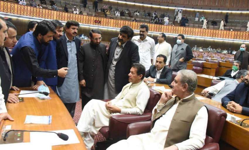 اسلام آباد، وزیراعظم عمران خان کو قومی اسمبلی سے اعتماد ..