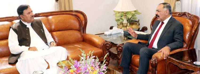 کوئٹہ، گورنر بلوچستان امان اللہ خان یسین زئی سے صوبائی سیکرٹری ..