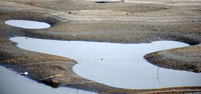 حیدرآباد، دریائوں کی صفائی کے دوران دریا پانی نہ ہونے کی ..