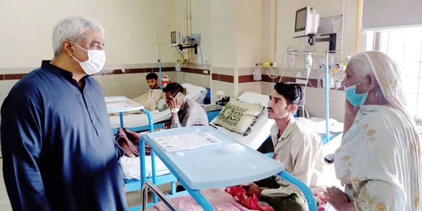لاہور، صوبائی وزیر خواجہ سلمان رفیق سروسز ہسپتال کے اچانک ..